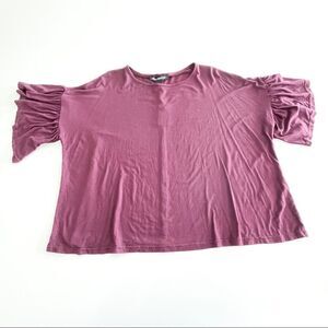 Urban Heritage // flutter short sleeve top // Size Medium // NWT
